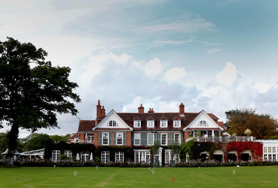 Chewton Glen wedding photographs