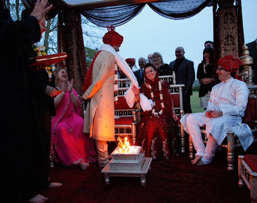 hindu ceremony, ettington park wedding photos