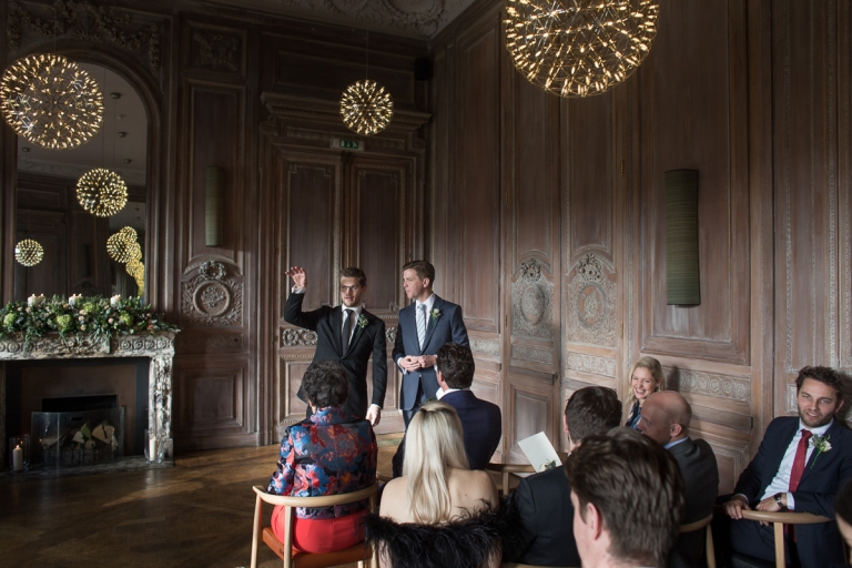 groom waiting for the ceremony