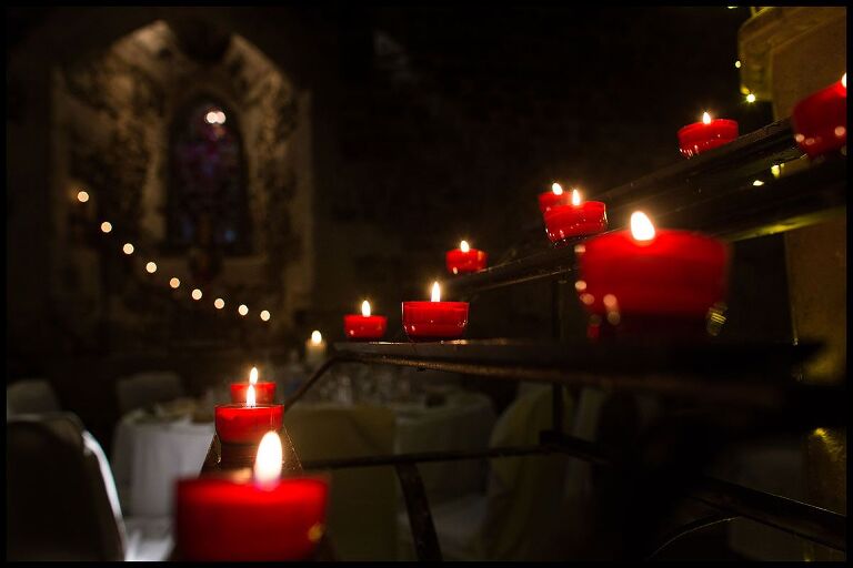 winter wedding candles