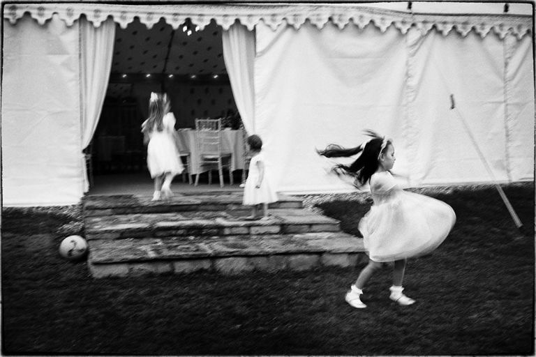 analogue wedding photography using a Leica M4-P